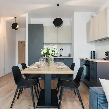 Apartment Bukowska 18 With Balcony Mtp By Renters Poznan